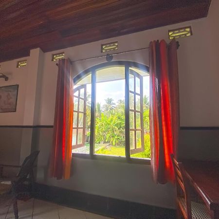 Sunny'S Garden Hotel Ambalangoda  Exterior photo